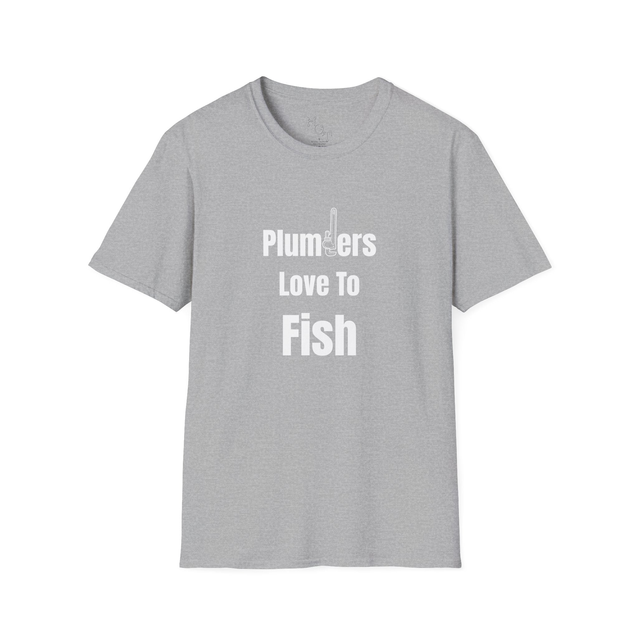 Plumbers Love To Fish T-Shirt – Funny Plumbing Dad Fisherman Gift